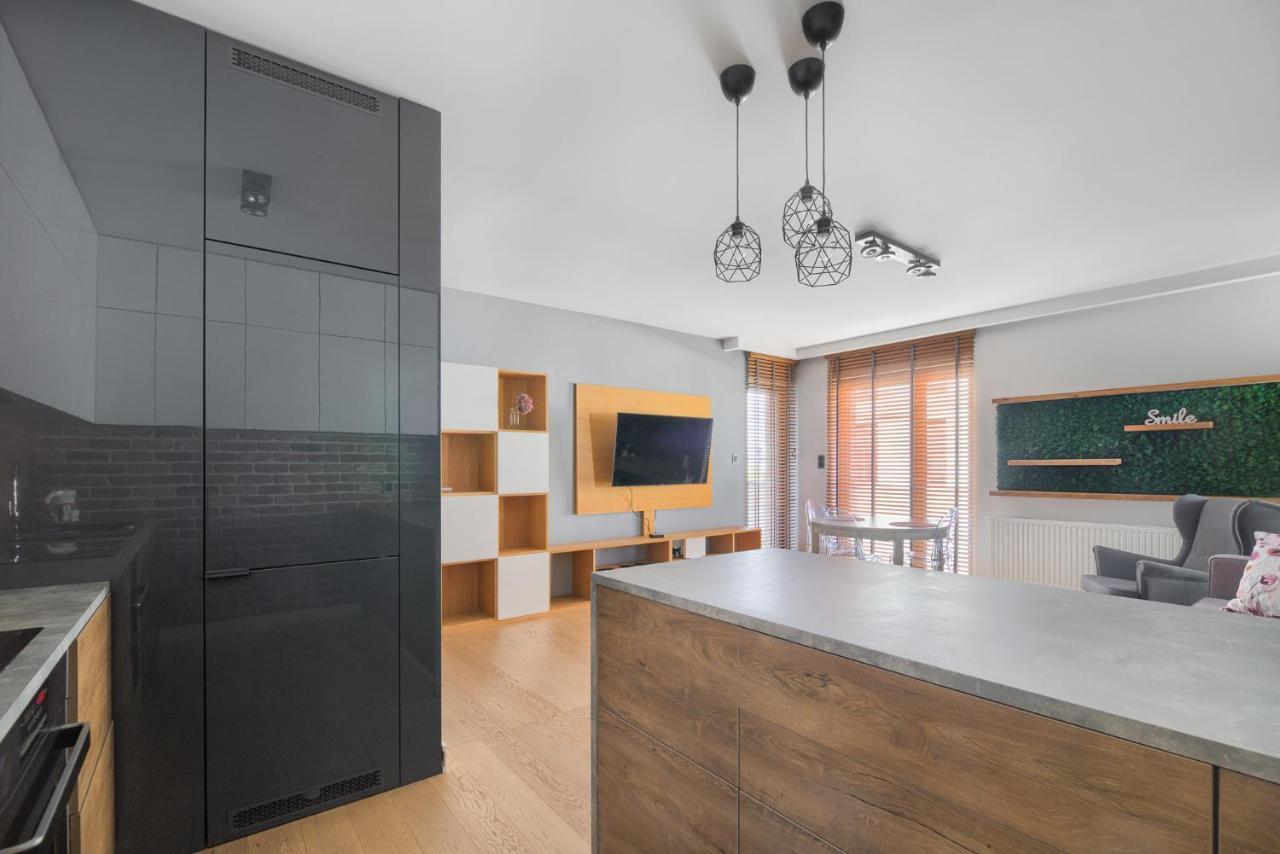 Poznan Grafitowa Modern Apartment Exterior foto